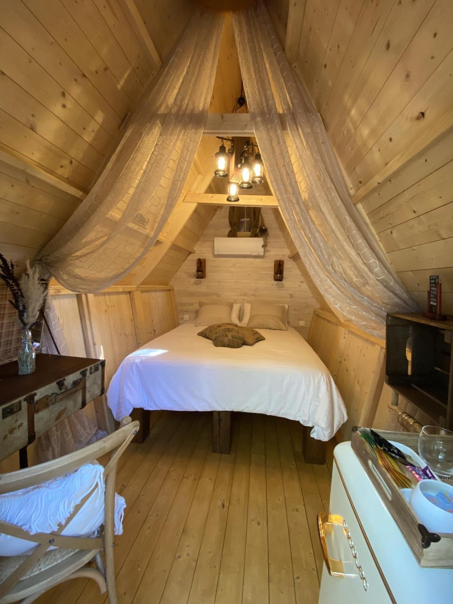 Mas Del Flor Bed & Breakfast Villelongue-dels-Monts ห้อง รูปภาพ